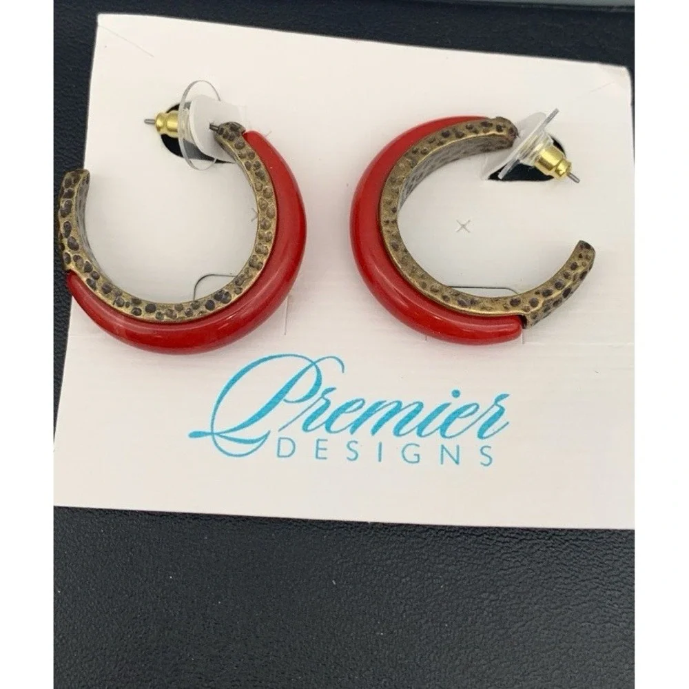 NWT Premier Designs 